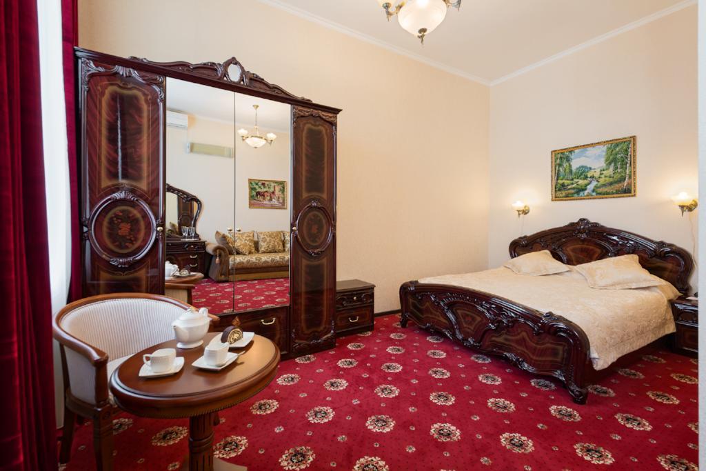 فندق موسكوفي  فندق كامريجسكي الغرفة الصورة